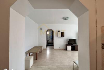 Apartament cu 3 camere semidecomandat, mobilat în Nord - 11