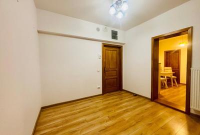 De vanzare apartament 3 camere Central - 4