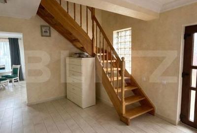 Casă cu 6 camere cu Teren 750 Mp în Central - 4