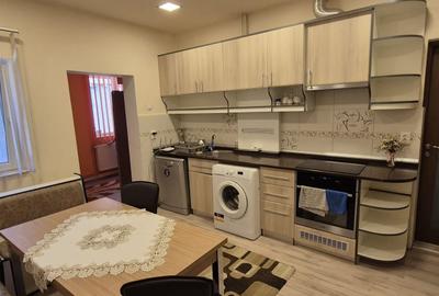 Casă cu 3 camere cu Canalizare în Semicentral - 2