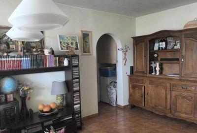 Apartament cu 4 camere decomandat în Central - 2