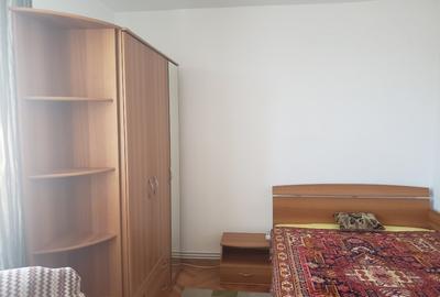 Inchiriez ap. 2 camere, decomandat central, Pta Garii,Cluj-Napoca - 2