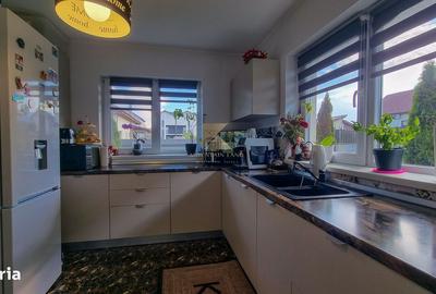 Casă cu 4 camere în Central - 2