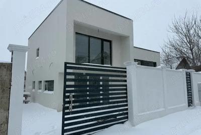 Casă cu 4 camere în Central - 3