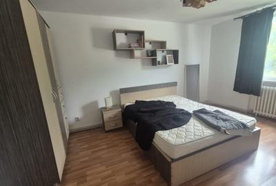 Apartament cu 3 camere decomandat în Central - 8