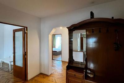 Apartament cu 3 camere decomandat în Tomis III - 11