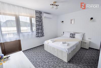 Hotel/Pensiune, de 680 mp, în Dubova - 8