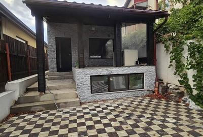 Casă cu 4 camere cu Canalizare în Central - 8