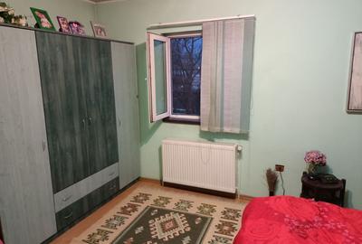 Casă individuală cu 7 camere cu Teren 270 Mp în Rahova - 12