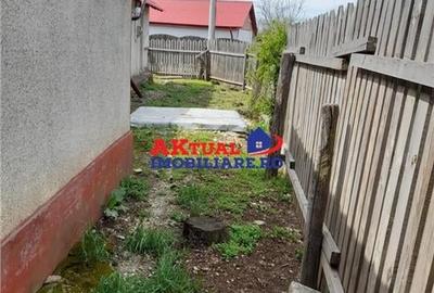 Vanzare Casa cu Teren 1200mp in Com.Mihai Bravu-Giurgiu - 2