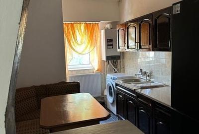 Apartament cu 3 camere în Central - 1
