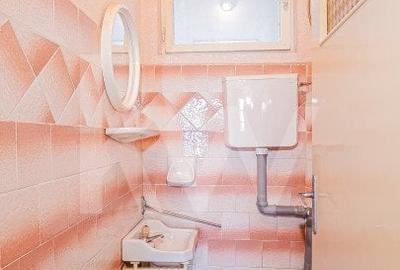 Casa Versatila in Cisnadie – Ideala pentru Familie, Birou sau Cabinete! - 7