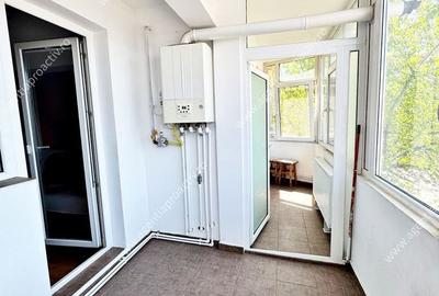 Apartament cu 2 camere decomandat în Micro 16 - 9