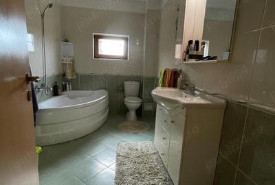 Casă cu 6 camere cu Teren 450 Mp în Aradului - 4