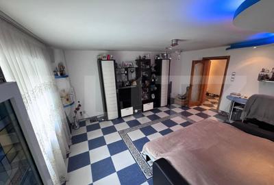 Apartament de vanzare, cu 3 camere, 73 mp, zona Calea Bucure - 4