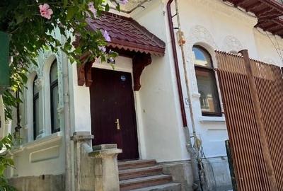 Casă individuală cu 4 camere în Floreasca