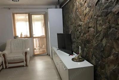 Inchiriez apartament doua camere ,cartier libertatii - 4