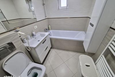 Apartament cu 3 camere în C5 - 15