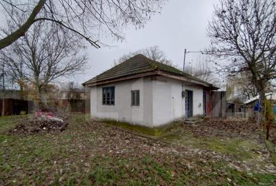 Casă cu 2 camere cu Teren 799 Mp în Central - 10