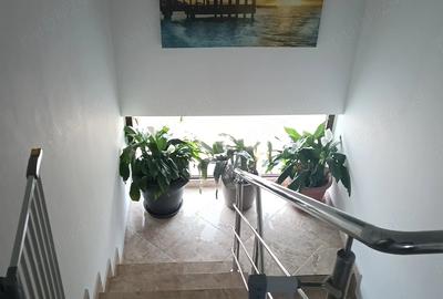 Casă cu Teren 160 Mp în Central - 2