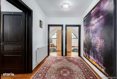 Casă cu 5 camere cu Teren 1300 Mp în Central - 6