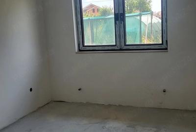 Casă cu Teren 428 Mp în Cihei