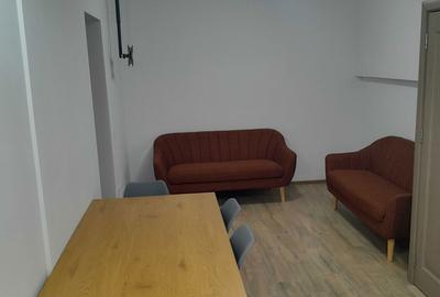 Casă cu 2 camere cu Teren 170 Mp în Central - 1