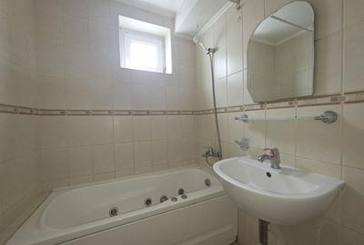 Apartament cu 3 camere semidecomandat, mobilat în - 17