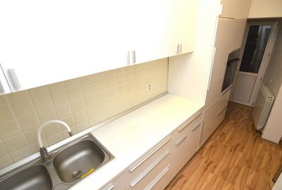 INCHIRIERE APARTAMENT 3 CAMERE UNIRII - CASA POPORULUI - 18