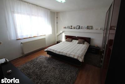 Casă cu 4 camere cu Teren 350 Mp în Central - 15