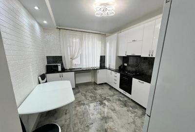 Apartament cu 2 camere decomandat în Europa - 2