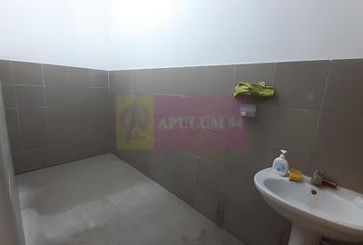 Spațiu industrial, de 1,250 mp, în 1 Decembrie - 32