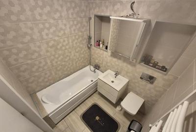 Apartament cu 3 camere decomandat, mobilat în 13 Septembrie - 7