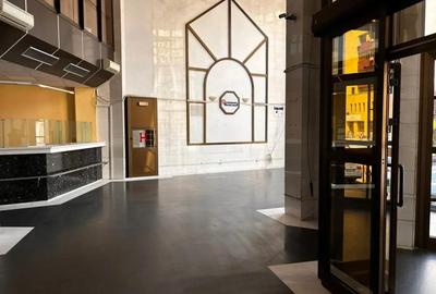 Spațiu comercial, de 1,800 mp, în Ultracentral - 5