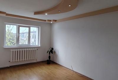 Apartament cu 2 camere decomandat în Central - 3