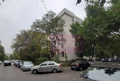 Garsoniera Pia?a Muncii - Aproape de Metrou - 12