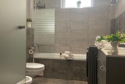 Apartament cu 3 camere semidecomandat în Primăverii - 2