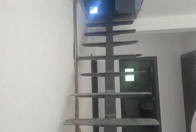 Casă cu 3 camere în Central - 5