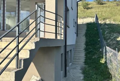 Casa individuala de vanzare Chinteni Lac 180mp utili plus 250mp teren - 2