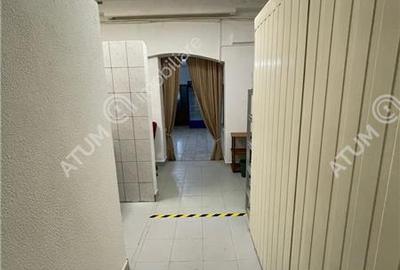 Spațiu comercial, de 130 mp, în Central - 13