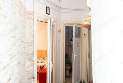 Vanzare casa la curte, sector 1, Bucure?ti(zona Pia?a 1 Mai Pia?a Victoriei) - 4