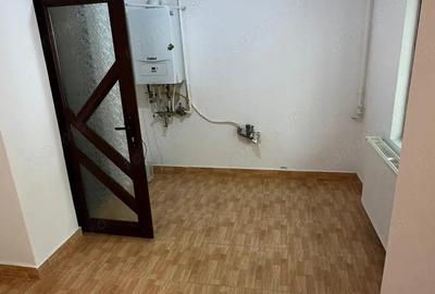 Casă cu 4 camere cu Canalizare în Faleza Nord - 31