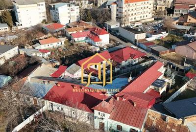 Casă cu 2 camere în Central - 1