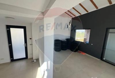 Casă cu 5 camere cu Teren 450 Mp în Nord - 9