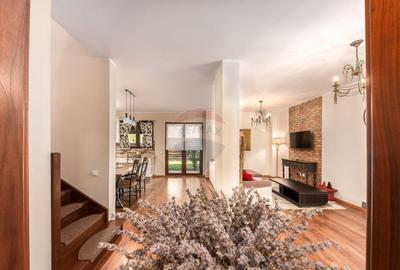VANZARE Vila individuala 4 camere in Paradisul Verde Corb... - 1