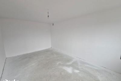 Casă cu 10 camere cu Canalizare în Centura - 14