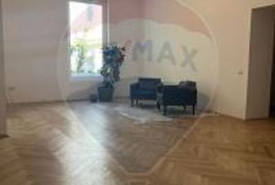 Casa/Vila situata in zona Calea Grivitei - Bd. Dacia - Calea Victoriei Casa/Vila situata in zona Calea Grivitei - Bd. Dacia - Calea Victoriei - 4