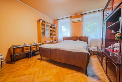 Apartament cu 3 camere semidecomandat, mobilat în Dâmbovița - 2