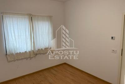 Duplex de inchiriat cu 5 camere, 3 bai, pe 2 Nivele, gradina proprie - 11