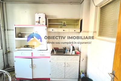 Apartament de vanzare 4 camere- Bulevardul Traian, Piatra Neamt - 4